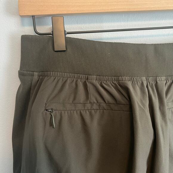 Athleta Brooklyn Mid Rise Ankle Pants Moss Olive Green - Picture 4 of 11